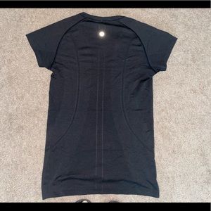 Lululemon short sleeve black top size 8